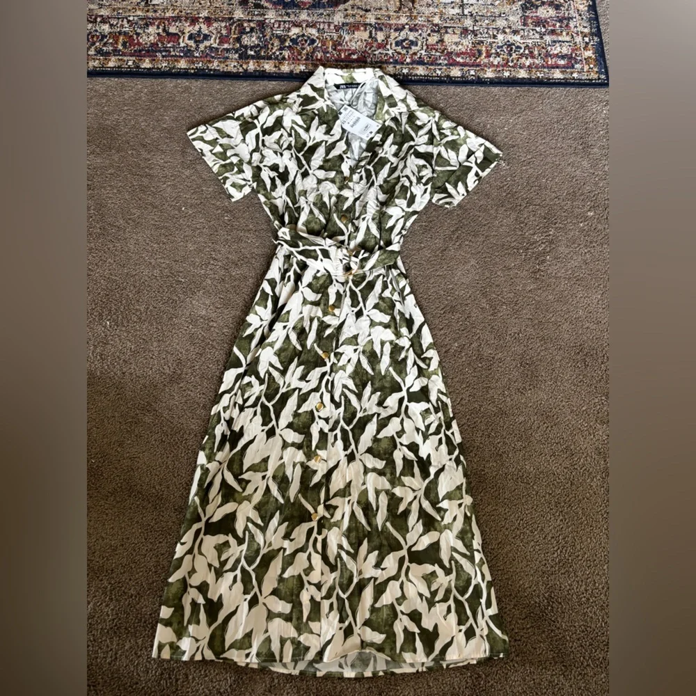 ZARA Midi Shirt Dress Floral Print Poplin With Gold Buttons and Belt - Picture 3 of 8